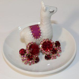 Vintage Vtg Rhinestone Earrings Clip On Red Pink